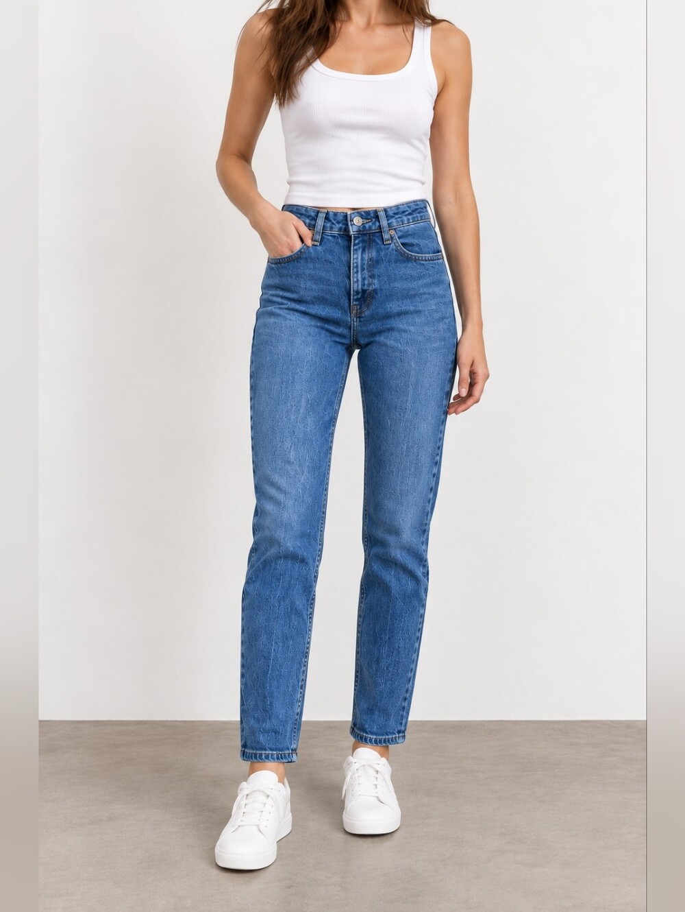 Zara Women's Jeans Size 4 Medium Wash Blue High Rise Tapered Leg Denim